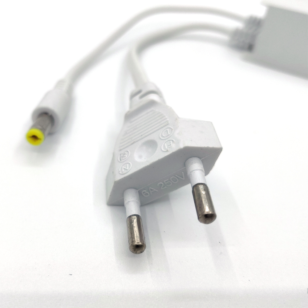 White AC 100-240V Input DC 12V - Outdoor Power Plug In 评论和价格
